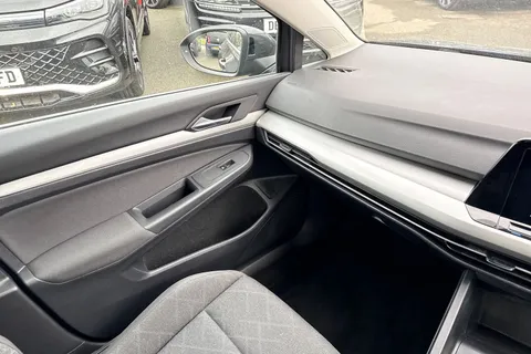 20 of 43 for Volkswagen Golf 1.5 TSI 150 Life 5dr | App Connect | Acc