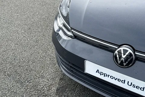 37 of 43 for Volkswagen Golf 1.5 TSI 150 Life 5dr | App Connect | Acc