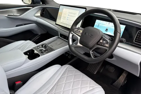 BN74BYD BYD Sealion 7 91.3kWh Excellence Auto AWD 5dr Thumbnail #9