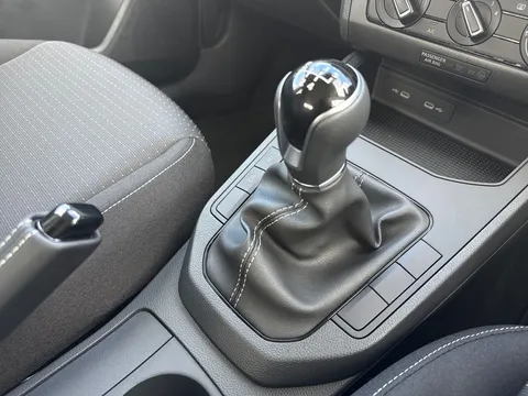 32 of 38 for SEAT IBIZA 1.0 TSI 95 SE Technology 5dr