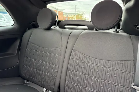 19 of 63 for FIAT 500C 1.0 MHEV Top Euro 6 (s/s) 2dr