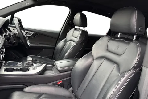 16 of 57 for Audi Q7 3.0 TDI V6 S line Tiptronic quattro Euro 6 (s/s) 5dr