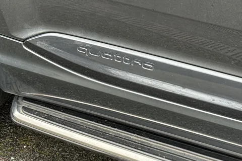 33 of 57 for Audi Q7 3.0 TDI V6 S line Tiptronic quattro Euro 6 (s/s) 5dr