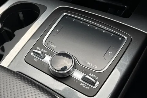 50 of 57 for Audi Q7 3.0 TDI V6 S line Tiptronic quattro Euro 6 (s/s) 5dr