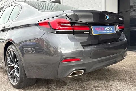 DH23LMV BMW 5 Series 2.0 520d MHT M Sport Saloon 4dr Diesel Hybrid Steptronic Euro 6 (s/s) (190 ps) Thumbnail #8