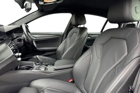 DH23LMV BMW 5 Series 2.0 520d MHT M Sport Saloon 4dr Diesel Hybrid Steptronic Euro 6 (s/s) (190 ps) Thumbnail #16