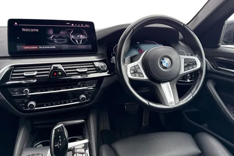 DH23LMV BMW 5 Series 2.0 520d MHT M Sport Saloon 4dr Diesel Hybrid Steptronic Euro 6 (s/s) (190 ps) Thumbnail #18