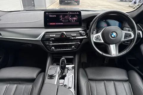 DH23LMV BMW 5 Series 2.0 520d MHT M Sport Saloon 4dr Diesel Hybrid Steptronic Euro 6 (s/s) (190 ps) Thumbnail #26