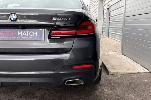 DH23LMV BMW 5 Series 2.0 520d MHT M Sport Saloon 4dr Diesel Hybrid Steptronic Euro 6 (s/s) (190 ps) Thumbnail #33