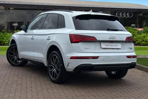 DX23XEB Audi Q5 Edition 1 45 TFSI quattro 265 PS S tronic Thumbnail #3