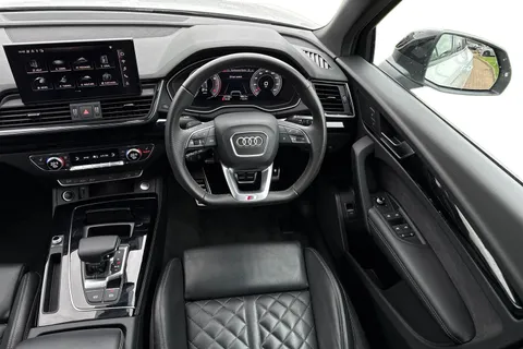 DX23XEB Audi Q5 Edition 1 45 TFSI quattro 265 PS S tronic Thumbnail #19