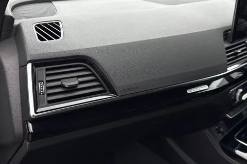 DX23XEB Audi Q5 Edition 1 45 TFSI quattro 265 PS S tronic Thumbnail #35