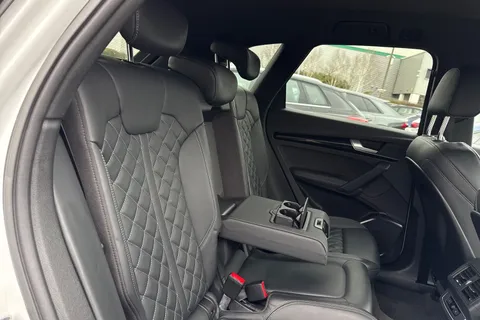 DX23XEB Audi Q5 Edition 1 45 TFSI quattro 265 PS S tronic Thumbnail #44