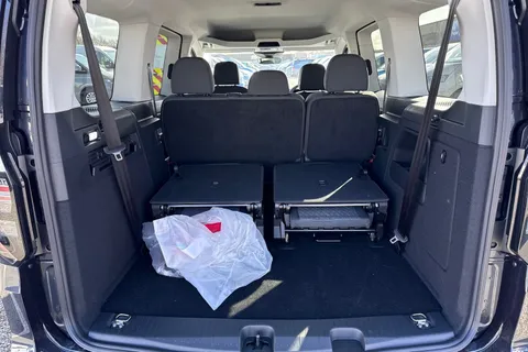 CX26JZP Volkswagen Caddy Maxi 2.0 TDI Life MPV 5dr Diesel DSG Euro 6 (s/s) (122 ps) Thumbnail #7