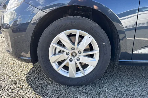 CX26JZP Volkswagen Caddy Maxi 2.0 TDI Life MPV 5dr Diesel DSG Euro 6 (s/s) (122 ps) Thumbnail #10