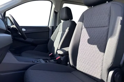 CX26JZP Volkswagen Caddy Maxi 2.0 TDI Life MPV 5dr Diesel DSG Euro 6 (s/s) (122 ps) Thumbnail #16