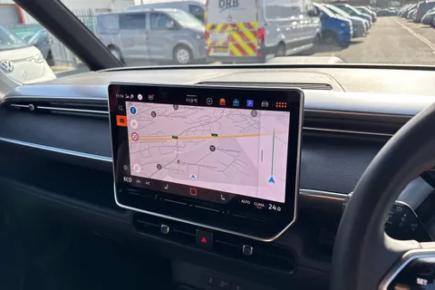 CX75KGY Volkswagen ID. Buzz Pro 86kWh GTX Auto 4Motion 5dr (LWB, 7Seat) Thumbnail #17