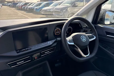 CX26JZP Volkswagen Caddy Maxi 2.0 TDI Life MPV 5dr Diesel DSG Euro 6 (s/s) (122 ps) Thumbnail #18