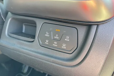 CX75KGY Volkswagen ID. Buzz Pro 86kWh GTX Auto 4Motion 5dr (LWB, 7Seat) Thumbnail #33