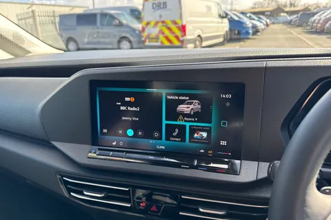 CX26JZP Volkswagen Caddy Maxi 2.0 TDI Life MPV 5dr Diesel DSG Euro 6 (s/s) (122 ps) Thumbnail #35