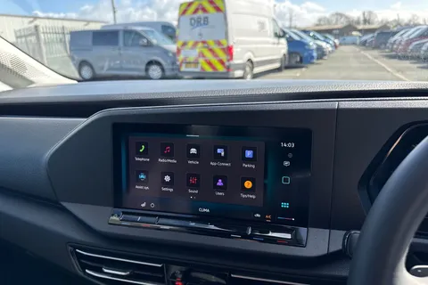 CX26JZP Volkswagen Caddy Maxi 2.0 TDI Life MPV 5dr Diesel DSG Euro 6 (s/s) (122 ps) Thumbnail #36