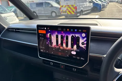 CX75KGY Volkswagen ID. Buzz Pro 86kWh GTX Auto 4Motion 5dr (LWB, 7Seat) Thumbnail #41