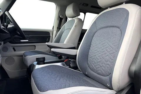 CX26KAA Volkswagen ID. Buzz Pro 86kWh Style MPV 5dr Electric Auto (LWB, 7Seat) (286 ps) Thumbnail #16