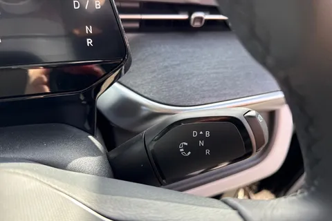 CX26KAA Volkswagen ID. Buzz Pro 86kWh Style MPV 5dr Electric Auto (LWB, 7Seat) (286 ps) Thumbnail #23