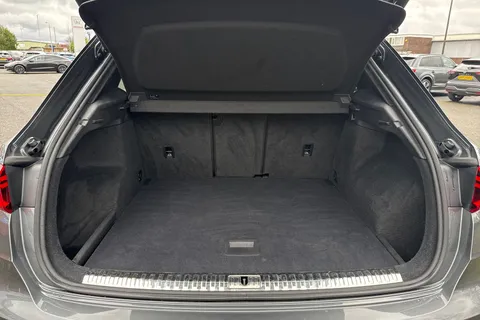 BJ70LGE Audi Q3 1.5 TFSI CoD 35 S line S Tronic Euro 6 (s/s) 5dr Thumbnail #7