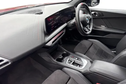 YC25VWW BMW 1 Series 2.0 M135i DCT xDrive Euro 6 (s/s) 5dr Thumbnail #10