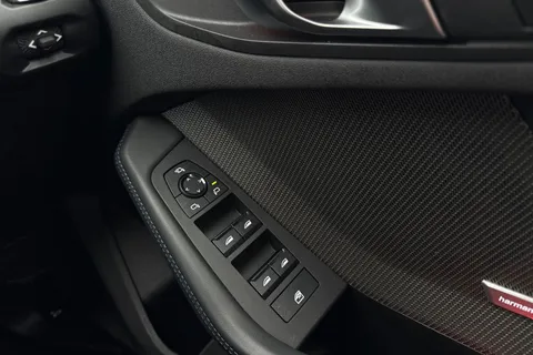 YC25VWW BMW 1 Series 2.0 M135i DCT xDrive Euro 6 (s/s) 5dr Thumbnail #19