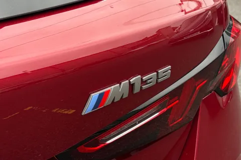 YC25VWW BMW 1 Series 2.0 M135i DCT xDrive Euro 6 (s/s) 5dr Thumbnail #26