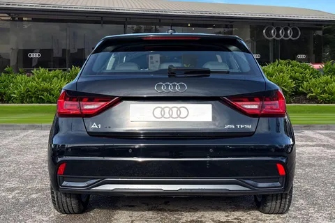  Audi A1 1.0 TFSI 25 Sport Sportback Euro 6 (s/s) 5dr Thumbnail #5
