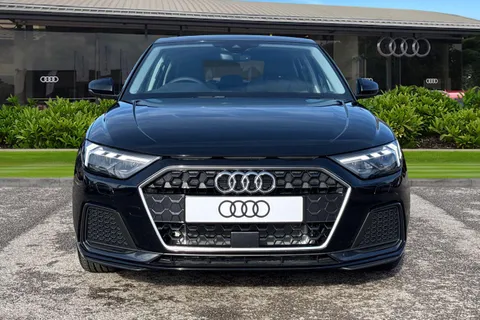  Audi A1 1.0 TFSI 25 Sport Sportback Euro 6 (s/s) 5dr Thumbnail #6