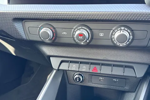  Audi A1 1.0 TFSI 25 Sport Sportback Euro 6 (s/s) 5dr Thumbnail #22