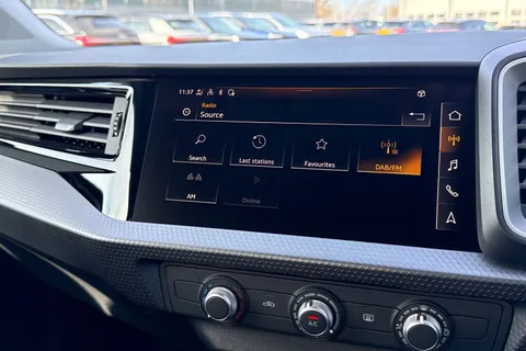  Audi A1 1.0 TFSI 25 Sport Sportback Euro 6 (s/s) 5dr Thumbnail #33