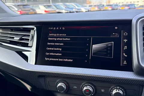  Audi A1 1.0 TFSI 25 Sport Sportback Euro 6 (s/s) 5dr Thumbnail #41