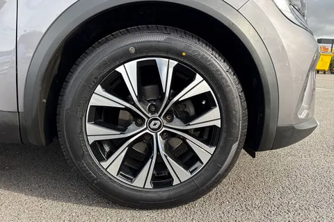 MD72FZZ Renault Captur 1.0 TCe evolution Euro 6 (s/s) 5dr Thumbnail #11