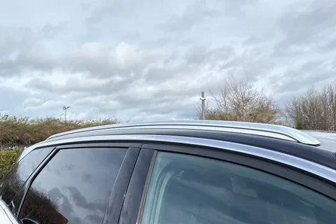 29 of 67 for PEUGEOT 3008 1.2 PureTech GT Line Euro 6 (s/s) 5dr