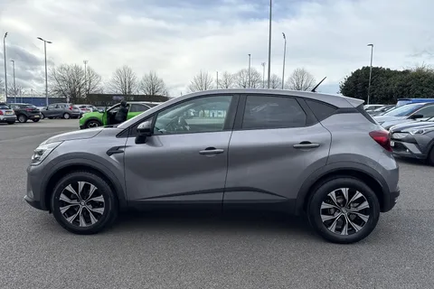 MD72FZZ Renault Captur 1.0 TCe evolution Euro 6 (s/s) 5dr Thumbnail #31