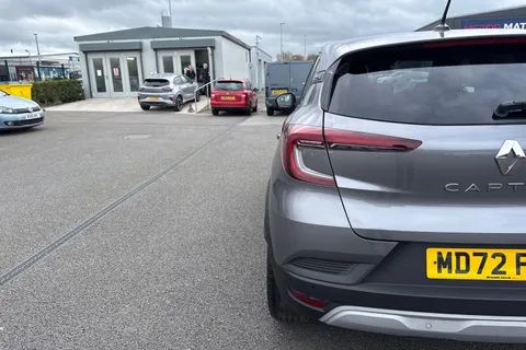 MD72FZZ Renault Captur 1.0 TCe evolution Euro 6 (s/s) 5dr Thumbnail #32