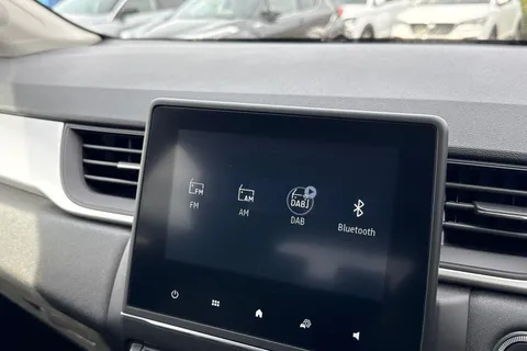 MD72FZZ Renault Captur 1.0 TCe evolution Euro 6 (s/s) 5dr Thumbnail #42