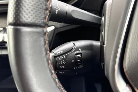 41 of 67 for PEUGEOT 3008 1.2 PureTech GT Line Euro 6 (s/s) 5dr