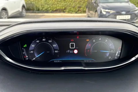 44 of 67 for PEUGEOT 3008 1.2 PureTech GT Line Euro 6 (s/s) 5dr