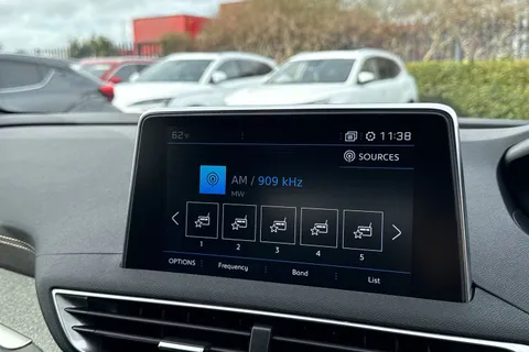 46 of 67 for PEUGEOT 3008 1.2 PureTech GT Line Euro 6 (s/s) 5dr