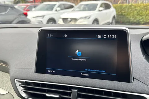 50 of 67 for PEUGEOT 3008 1.2 PureTech GT Line Euro 6 (s/s) 5dr