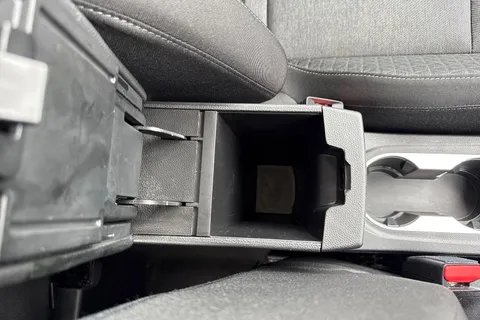 MD72FZZ Renault Captur 1.0 TCe evolution Euro 6 (s/s) 5dr Thumbnail #60