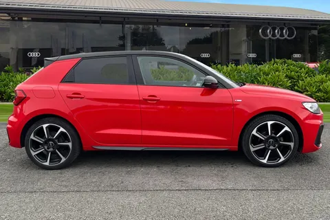 PN23MXK Audi A1 Black Edition 25 TFSI  95 PS 5-speed Thumbnail #4