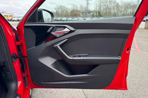 PN23MXK Audi A1 Black Edition 25 TFSI  95 PS 5-speed Thumbnail #42