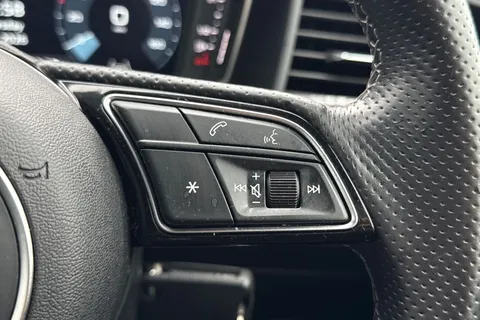 PN23MXK Audi A1 Black Edition 25 TFSI  95 PS 5-speed Thumbnail #50